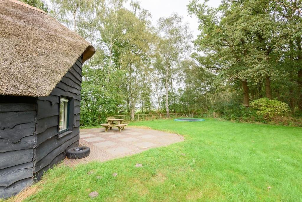Prachtig Vrijstaand Familiehuis Op Groot Perceel Scherpenzeel  Buitenkant foto